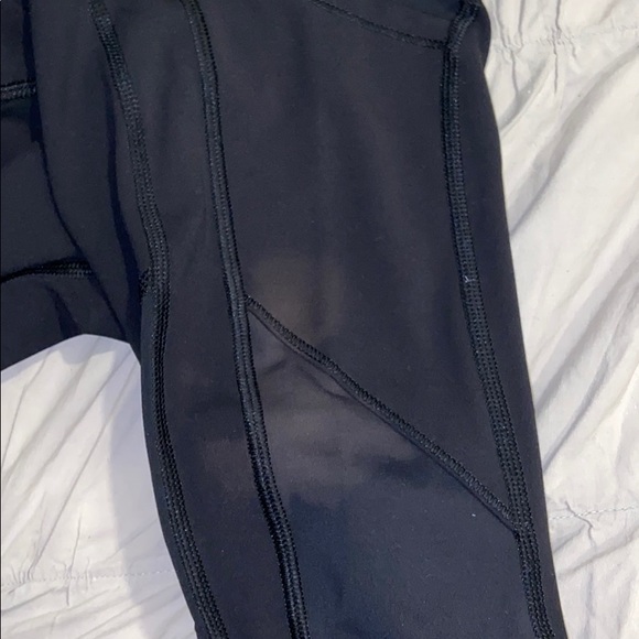 Lululemon leggings - Picture 4 of 6